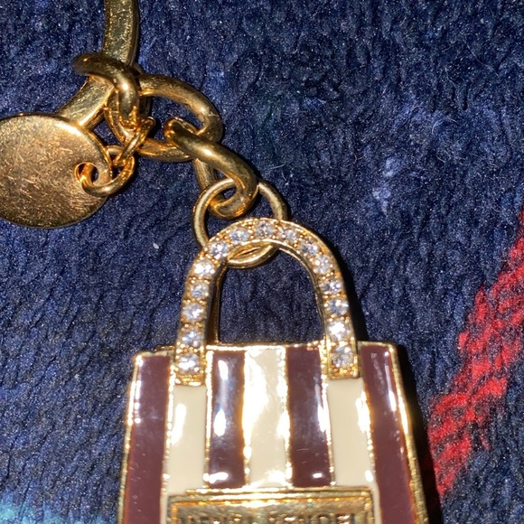 Henri Bendel key ring - Picture 6 of 8
